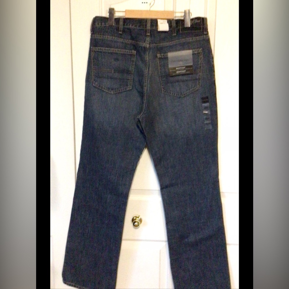 Guess Blue Bootcut Jeans Classic Style! New Without Tags!